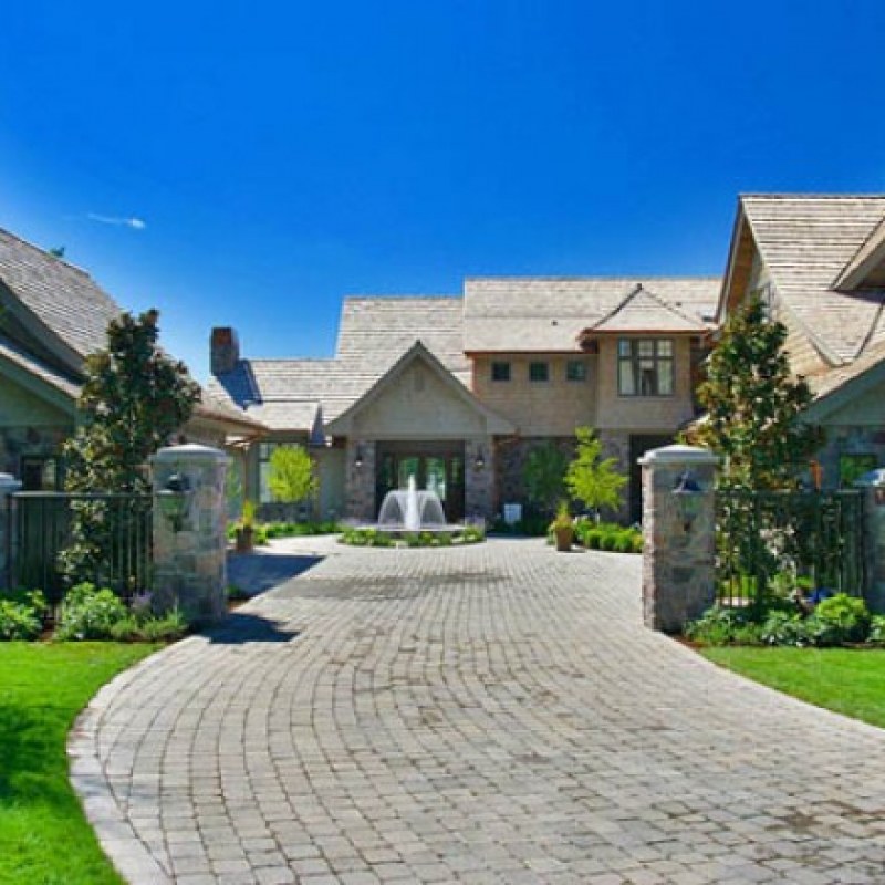 a-Front006-a85b1e850b